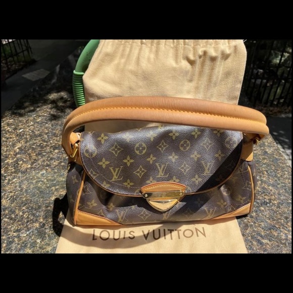 Authentic Louis Vuitton Beverly MM - Picture 2 of 7